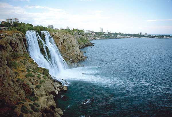 Şelaleleri — Karpuz Kaldıran
