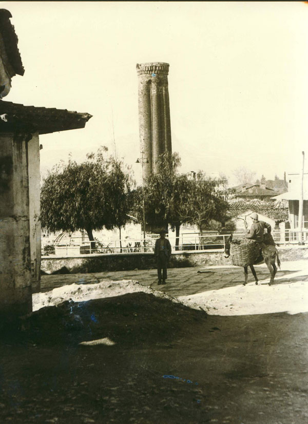 Antalyanın Tarihçesi — Kesik Minare